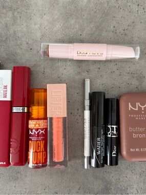 Makeup Bundle 10 products All New!